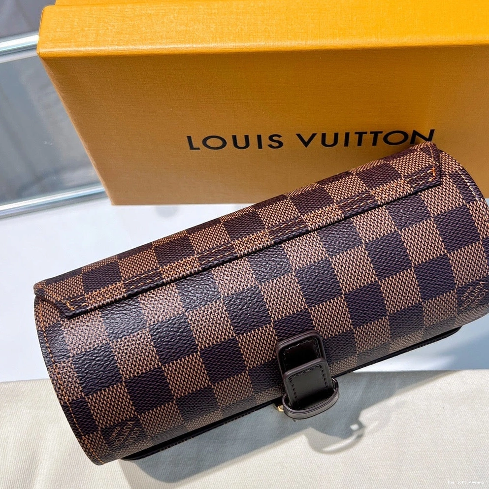CUSTOM LV CHECKERED CASE WATCH 0822